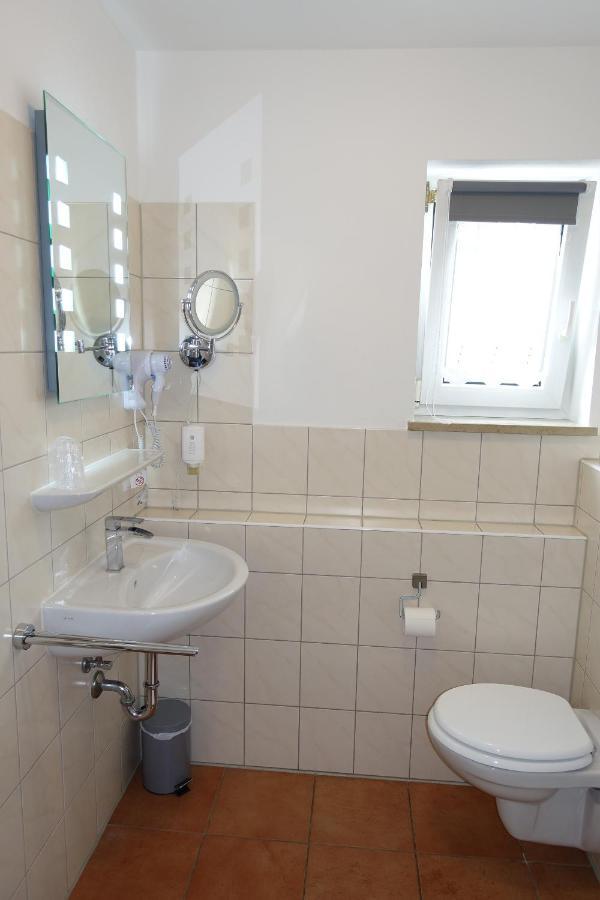 Altmuehlhotel Treuchtlingen Esterno foto